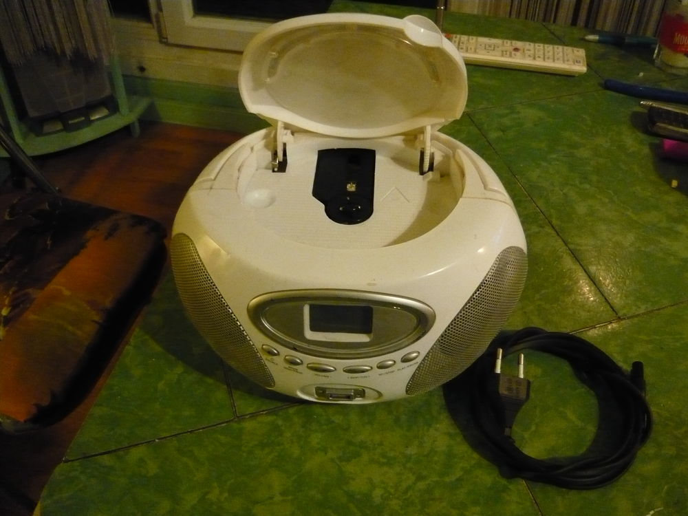 lecteur cd radio fm... Audio et hifi