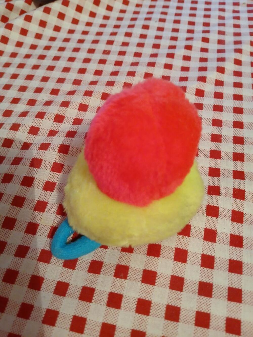 PELUCHE N&deg; 19
SUCETTE PELUCHE
Jeux / jouets