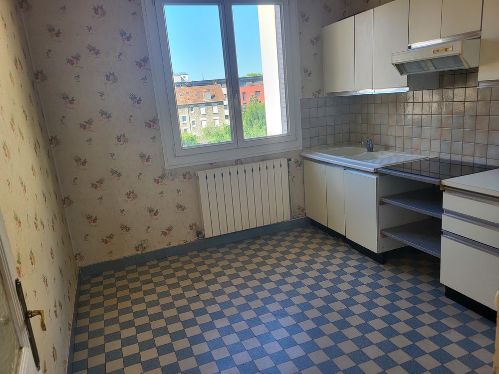 Vente Appartement F3 61 m² à rafraichir - Dernier étage - Chaprais Besançon