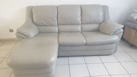 canap cuir 195 Wattrelos (59)