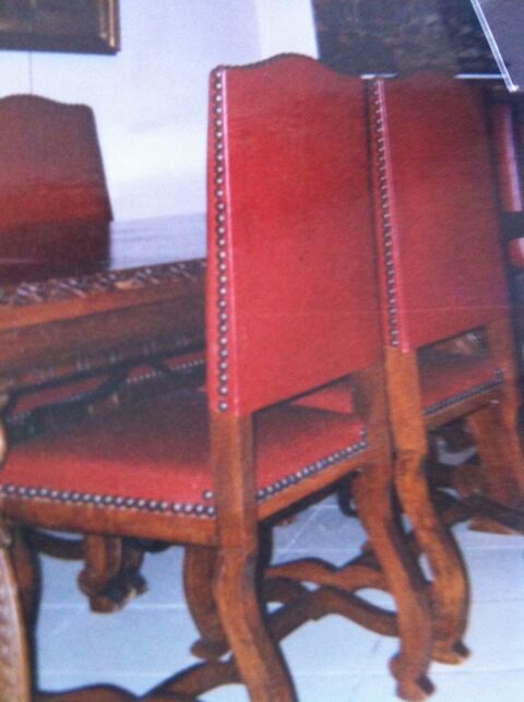 SALLE A MANGER STYLE RENAISSANCE ESPAGNOLE 800 Marseille 7 (13)