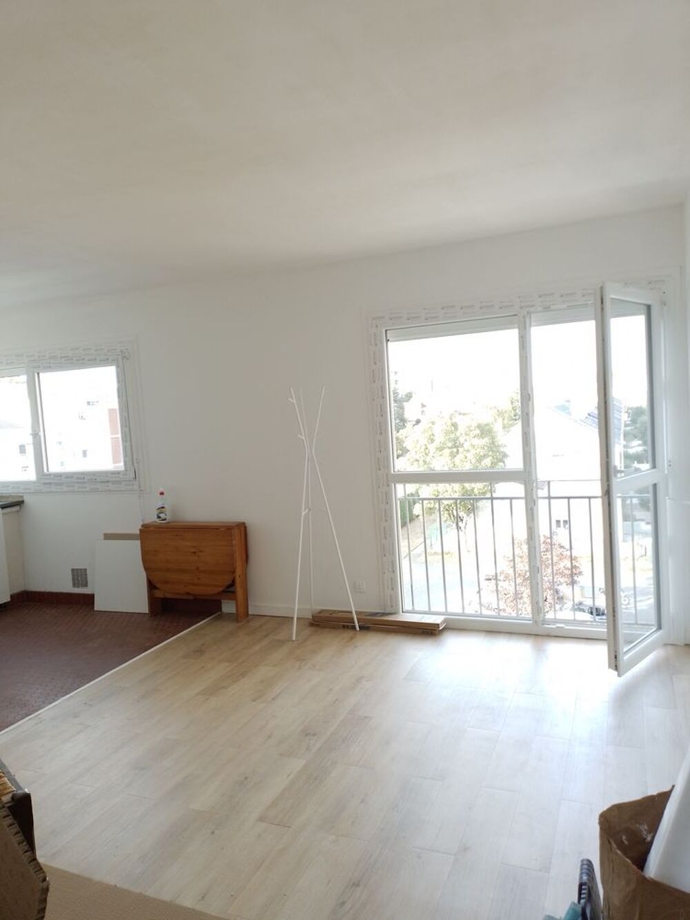 Location Appartement Studio 25 m 2 - centre ville de Maurepas Maurepas