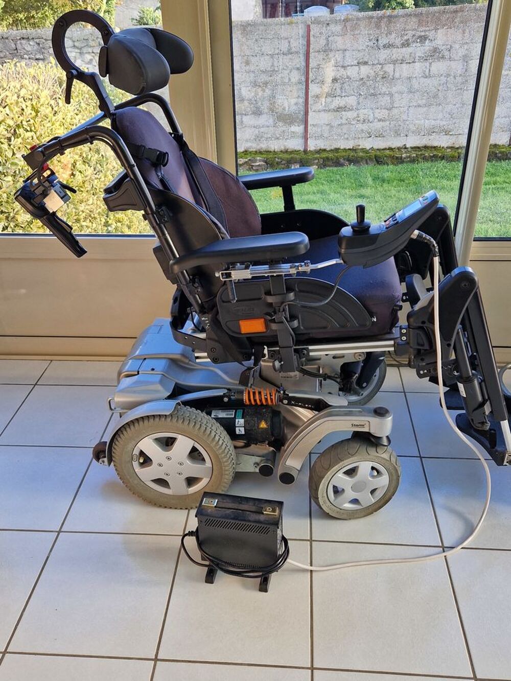 Fauteuil roulant &eacute;lectrique Electroménager