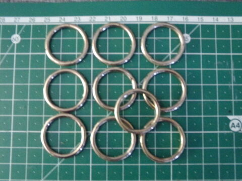 Lot de 30 anneaux acier � 28 mm rideaux ou autre j'en ai 2 x 5 Marseille 13 (13)