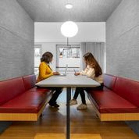 Rejoignez un espace de coworking dynamique &agrave; Paris, Spaces Etoile . 119 75008 Paris