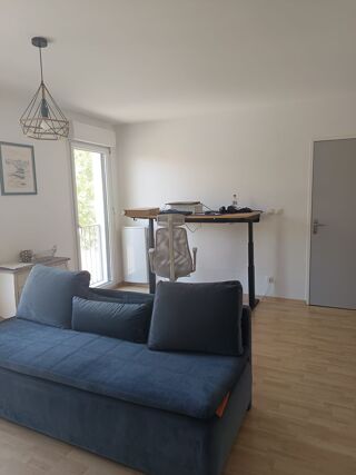  Appartement à louer 2 pièces 45 m²