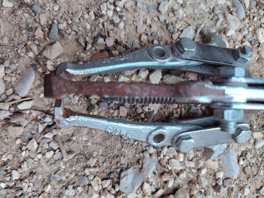 Arrache extracteur roulement 3 griffes Bricolage