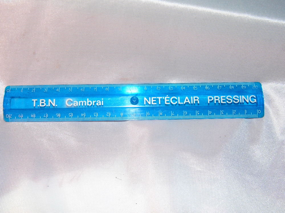 T.B.N. Net &eacute;clair pressing Cambrai r&eacute;gle publicitaire objet vintage 