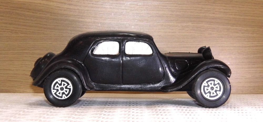 Jouet ancien TRACTION CITROEN ECO Made in France voiture 1960 