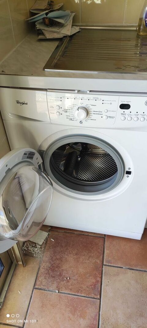 Machine �  laver Whirlpool 155 Nice (06)