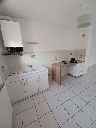  Appartement � louer 4 pi�ces 66 m� Valence