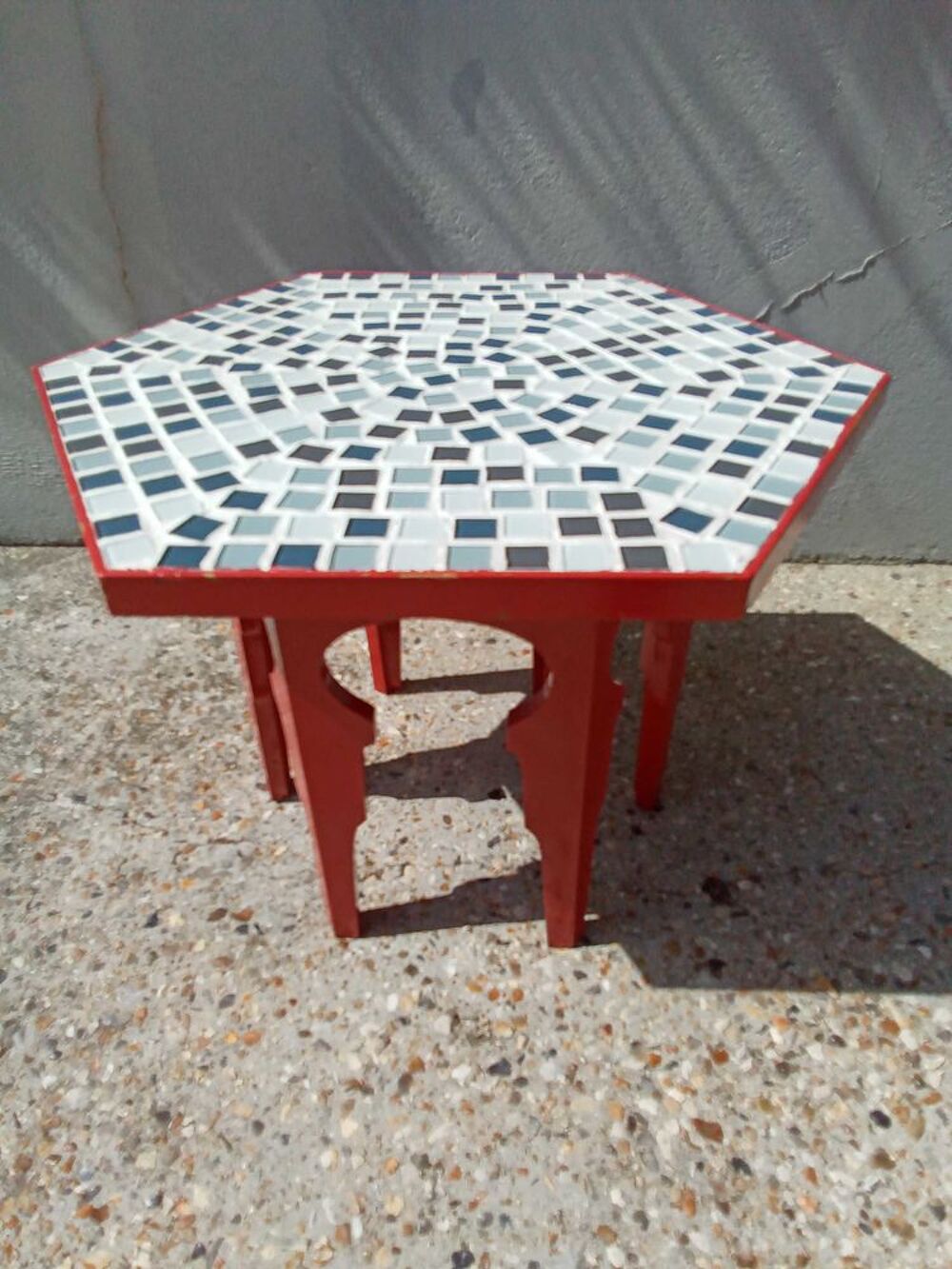Table d&eacute;co hexagonal Meubles