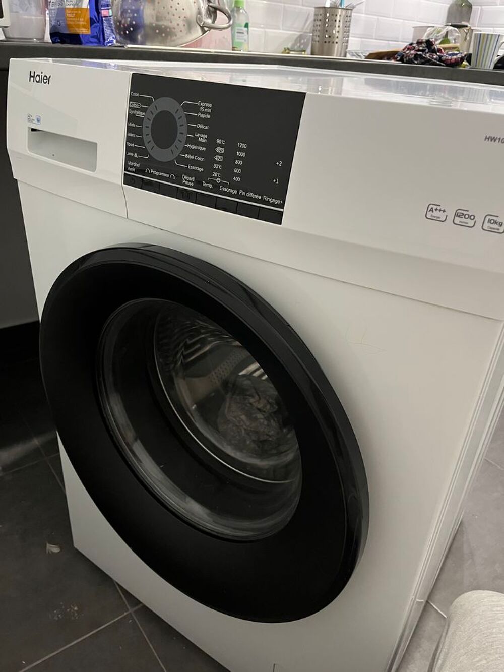 Machine &agrave; laver en parfait &eacute;tat Electroménager