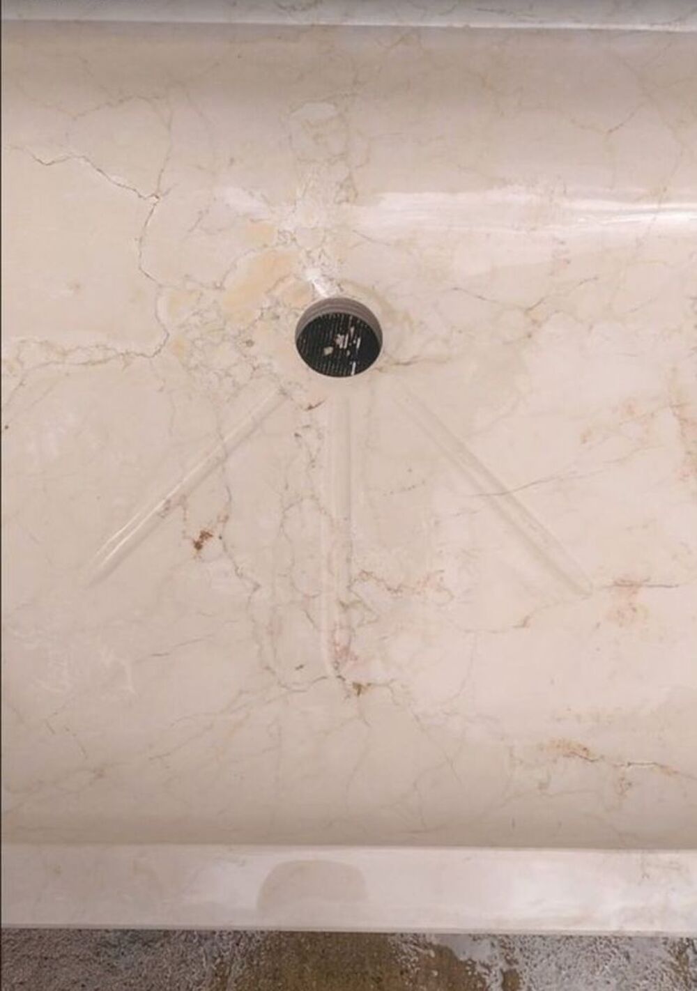 Bac douche en marbre Meubles