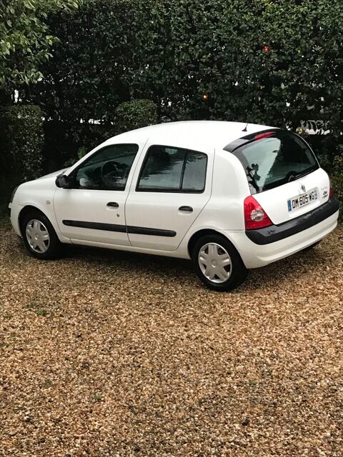 Renault Clio II Clio 1.2 16v Campus 2005 occasion Hendaye 64700