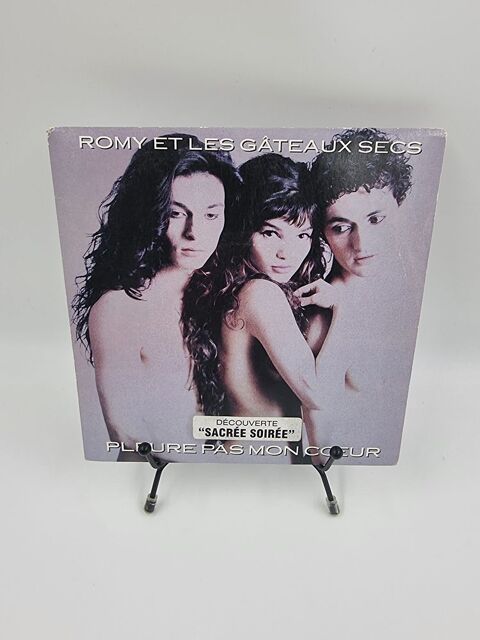Vinyle 45 tours Romy et les G�teaux Secs / Pleure pas mon 6 Vulbens (74)