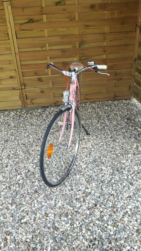vélo vintage de femme 120 Conches-en-Ouche (27)