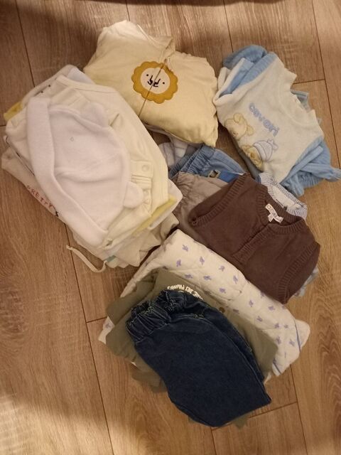 Lot v�tements b�b� hiver taille 3 mois 31.5 Villiers (86)