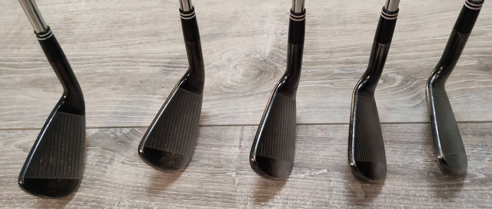 Demi-S&eacute;rie de Fers de Golf Cleveland CG16 Tour Black Pearl Sports