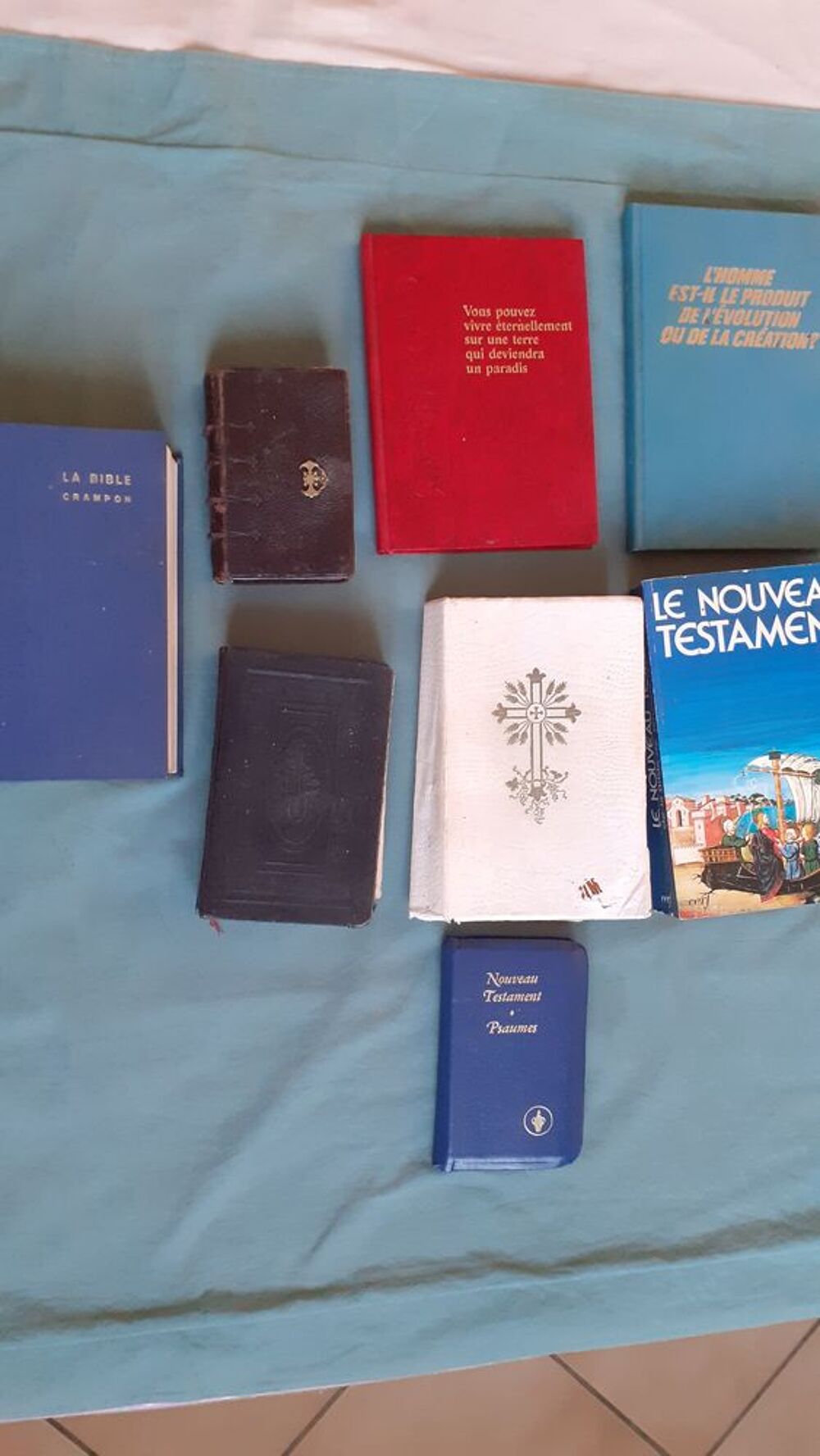 Lot de 9 livres religieux anciens Livres et BD