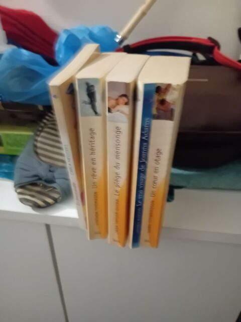 livres harlequin Angers (49)