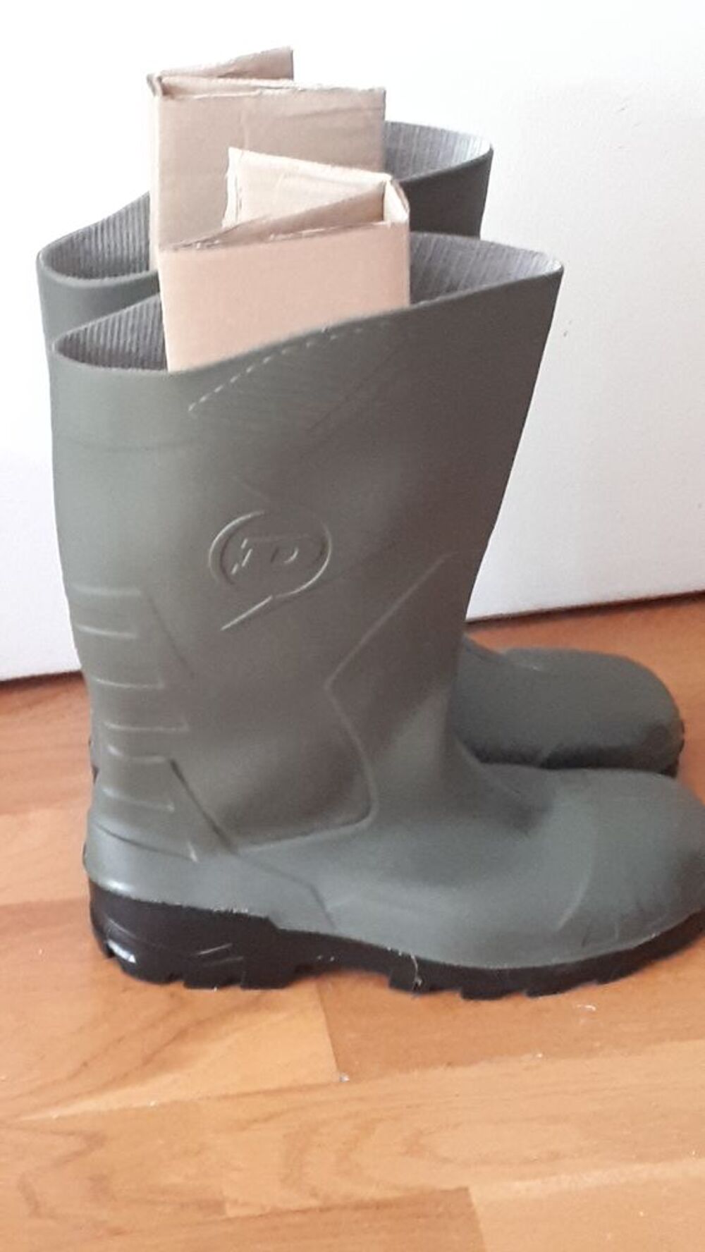 Bottes de s&eacute;curit&eacute; neuves Dunlop Chaussures