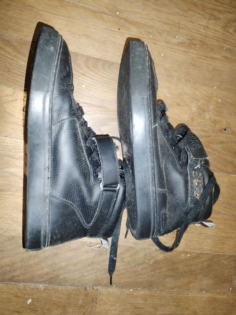 Basket ELEVENPARIS (Taille 42) montante Chaussures