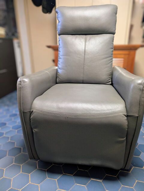 fauteuil electrique CUIR 250 Fameck (57)