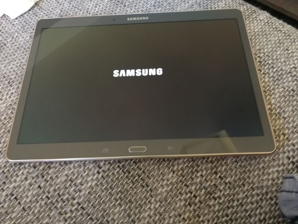 Galaxy tab S 10.5 T�l�phones et tablettes