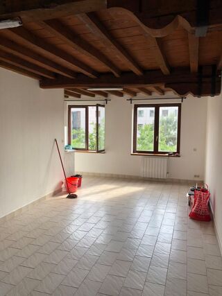  Appartement à louer 2 pièces 60 m²