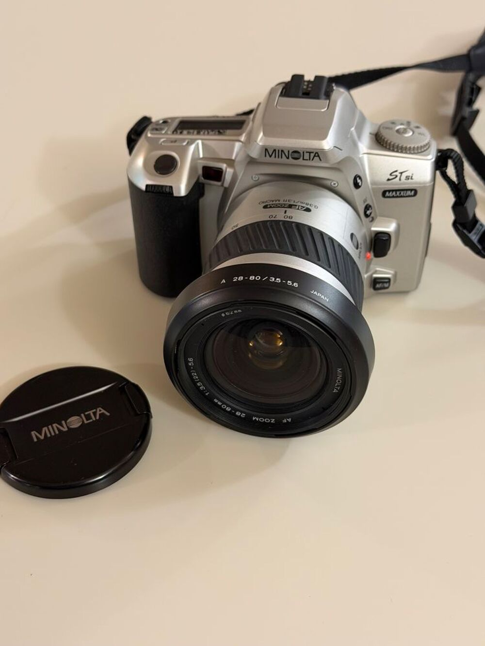 appareil photo argentique. Photos/Video/TV