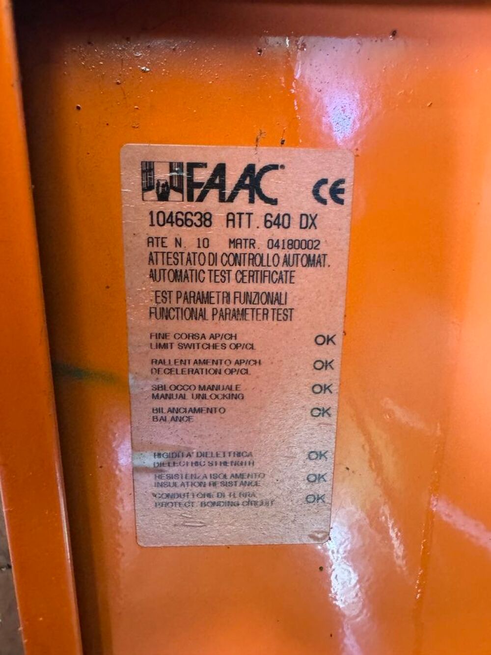 Barri&egrave;re de s&eacute;curit&eacute; &eacute;lectrique radiocommand&eacute;e Bricolage