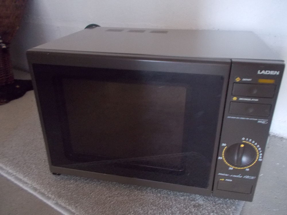 Micro Ondes Laden 12050 Electrom�nager