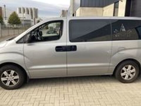 Divers Hyundai H1 2.5 CRDi Travel Comfort 2014 occasion 44320 Saint-P&egrave;re-en-Retz