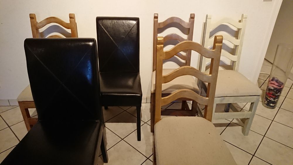 LOT DE 6 CHAISES Meubles