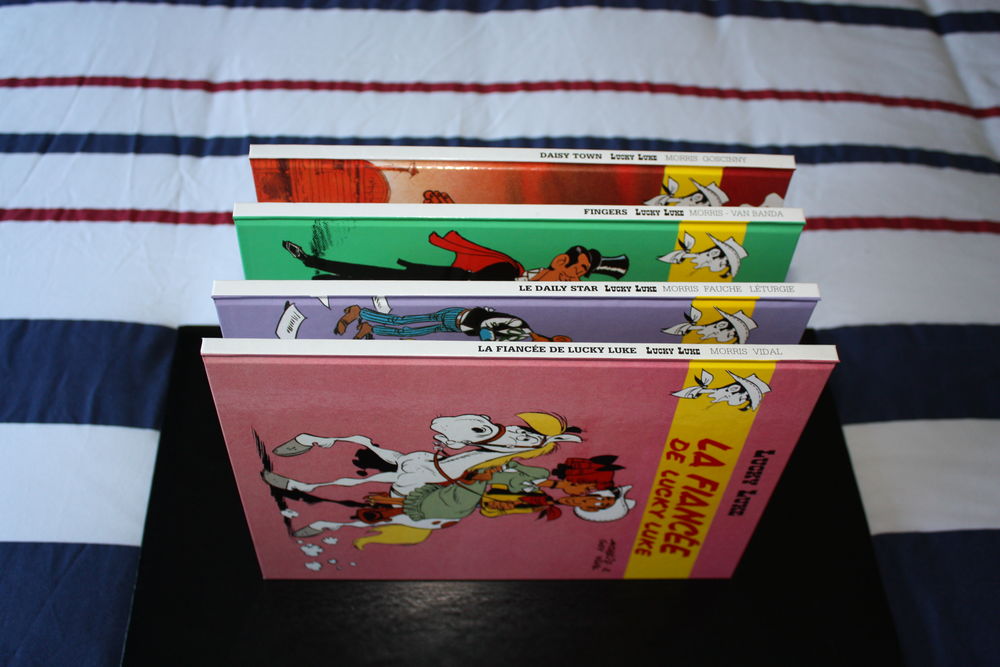 4 ALBUMS DE BD - LUCKY LUKE - N&deg; 20 &agrave; 23 - Livres et BD