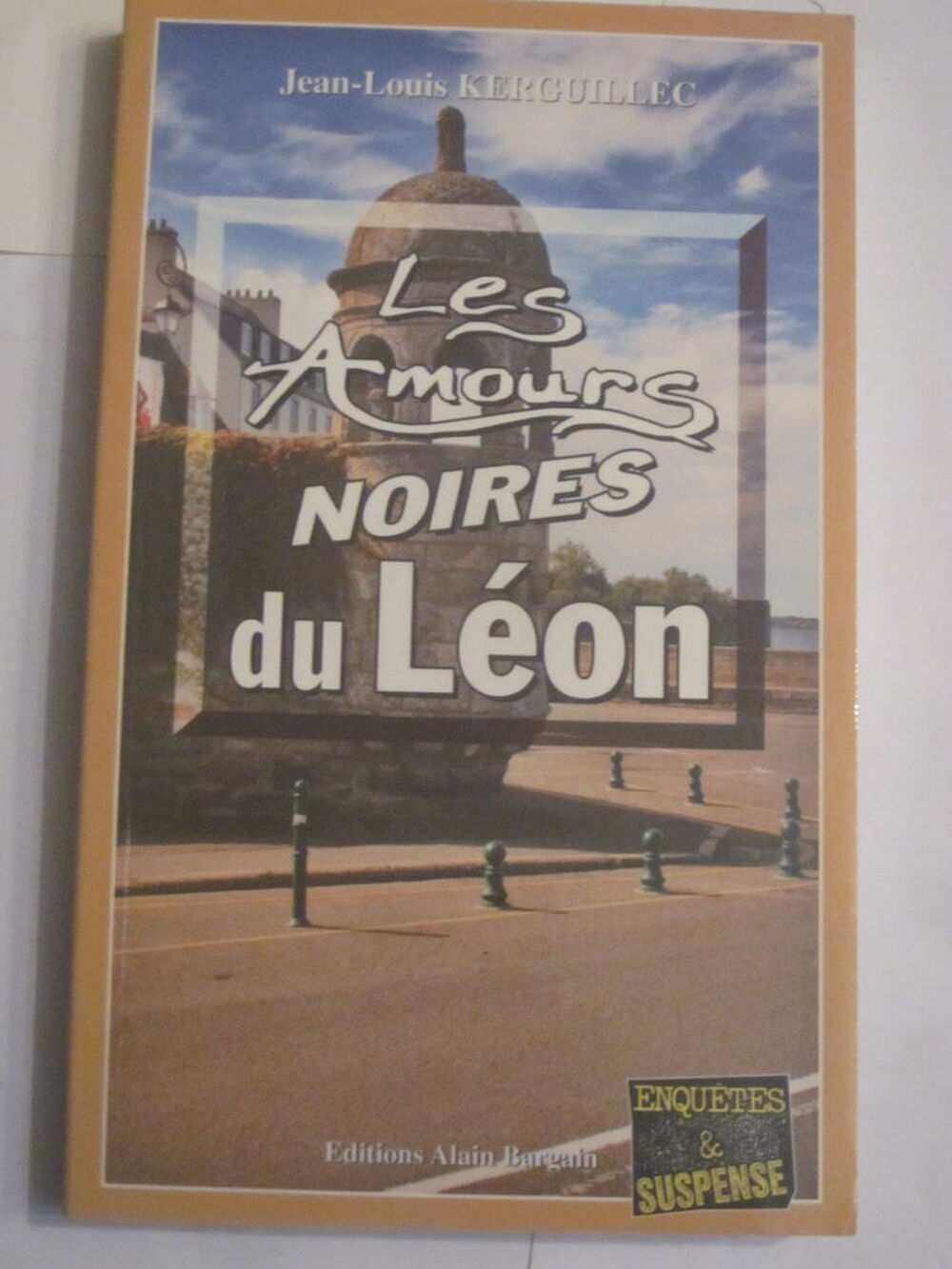 LES AMOURS NOIRES DU LEON policier BARGAIN Livres et BD