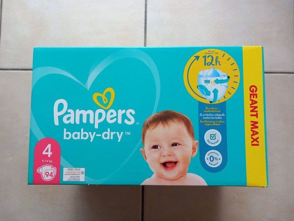 Couches Pampers Puériculture