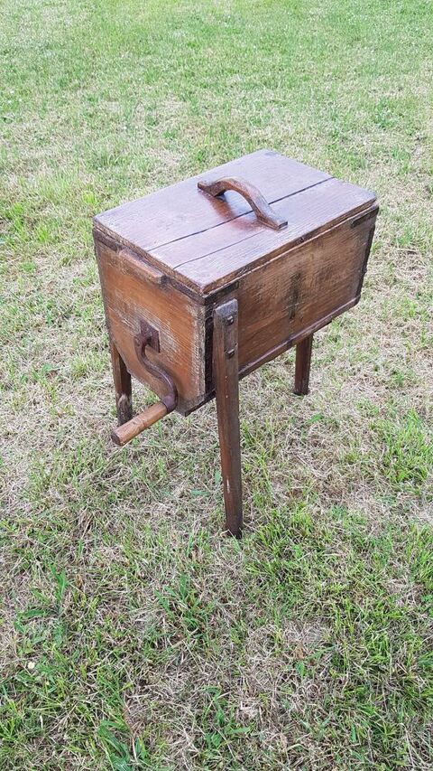 Baratte  beurre 70 Saint-Savinien (17)