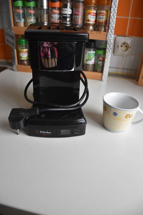 Cafetire 8 Ancy-le-Franc (89)