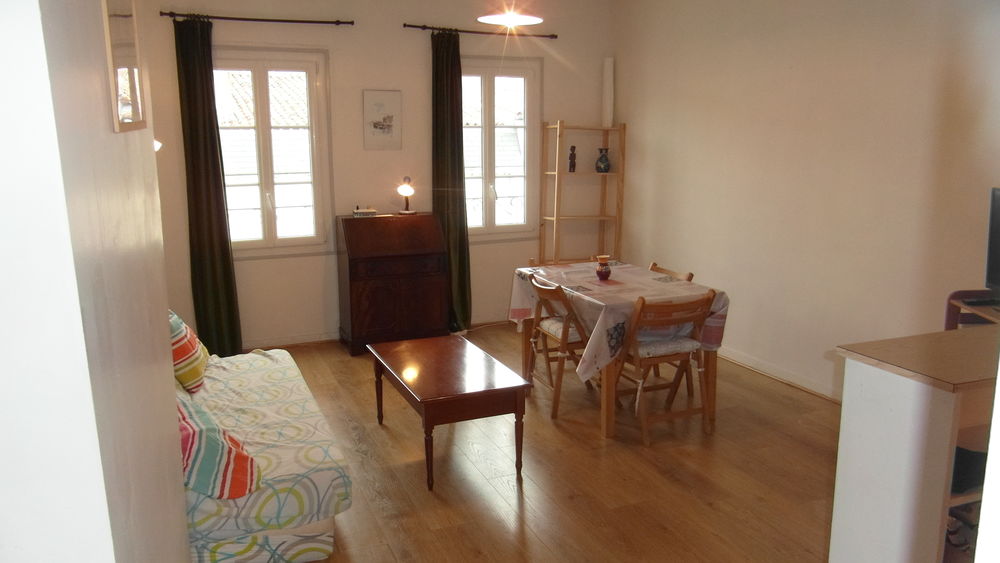 Location Appartement Bail étudiant ou mobilité, meublé de 48 m2 La rochelle