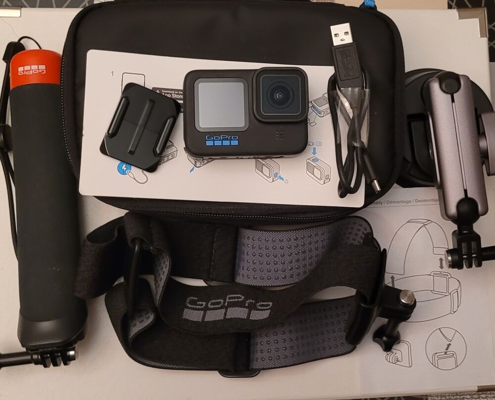 Cam&eacute;ra GoPro 10 noire neuve avec accessoires Photos/Video/TV