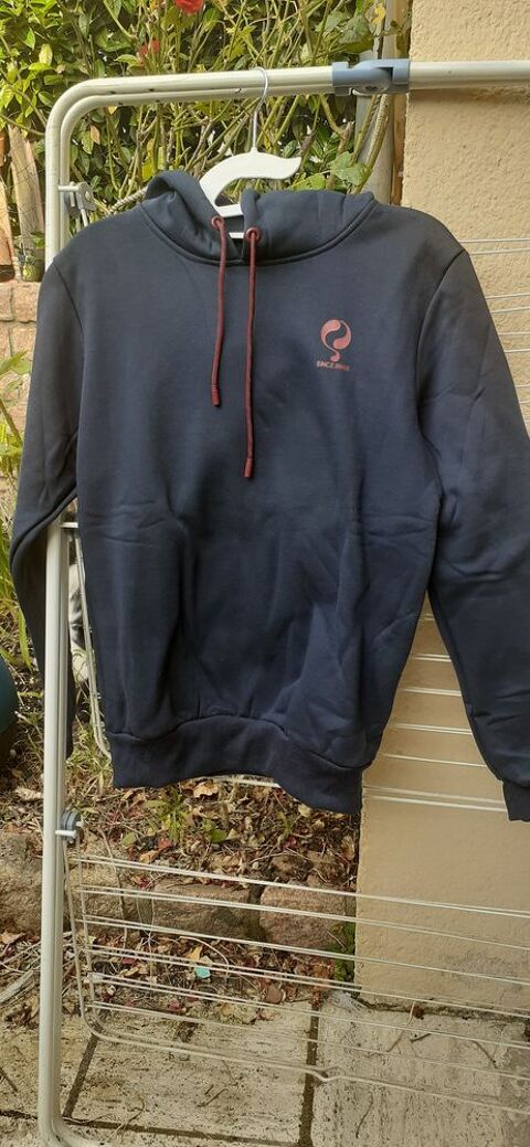 sweat jogging homme S 5 La Romagne (49)