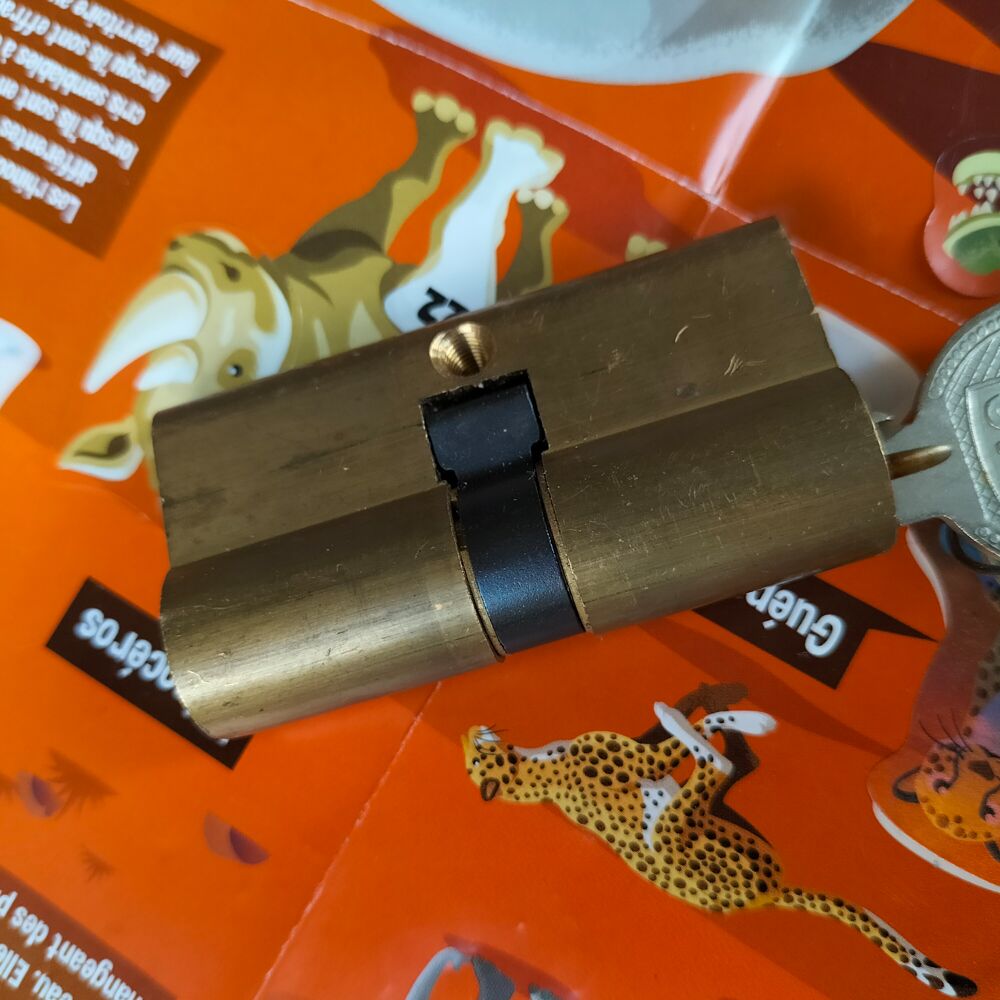Cylindr&eacute;e 3 cl&eacute;s tr&egrave;s bon &eacute;tat Bricolage