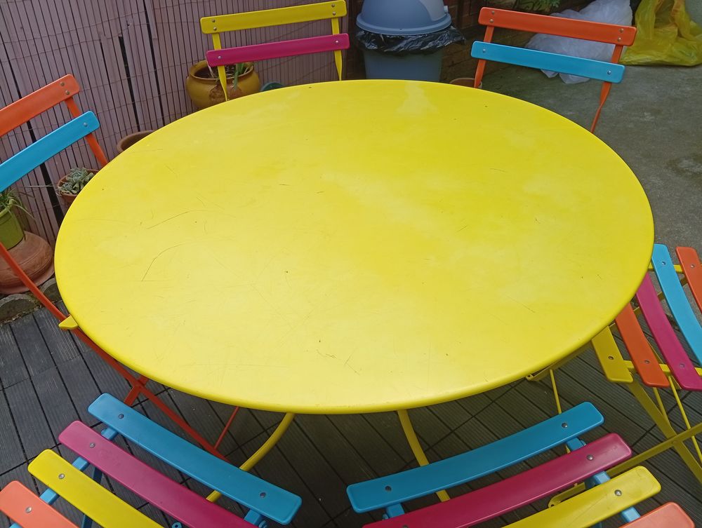 Salon de jardin multicolores Meubles