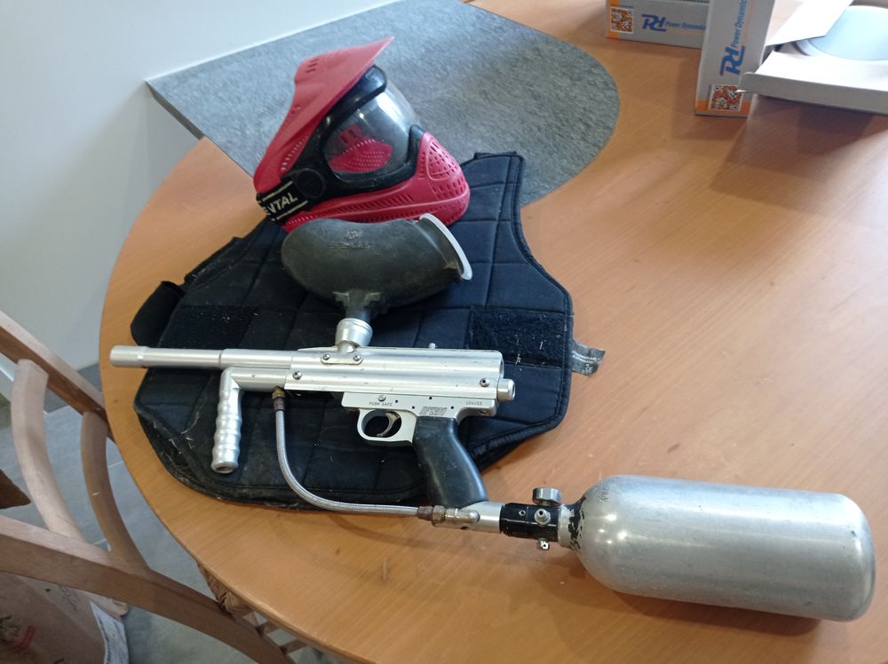 PAINT BALL Sports
