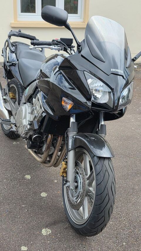 Moto HONDA 2012 occasion Savenay 44260