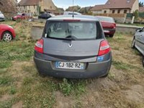 M&eacute;gane II 1.6 16V Luxe Privil&egrave;ge 2006 occasion 03380 Lamaids
