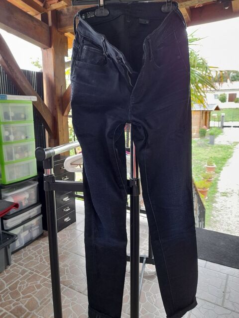 Jeans G-Star M 
24 Condom (32)