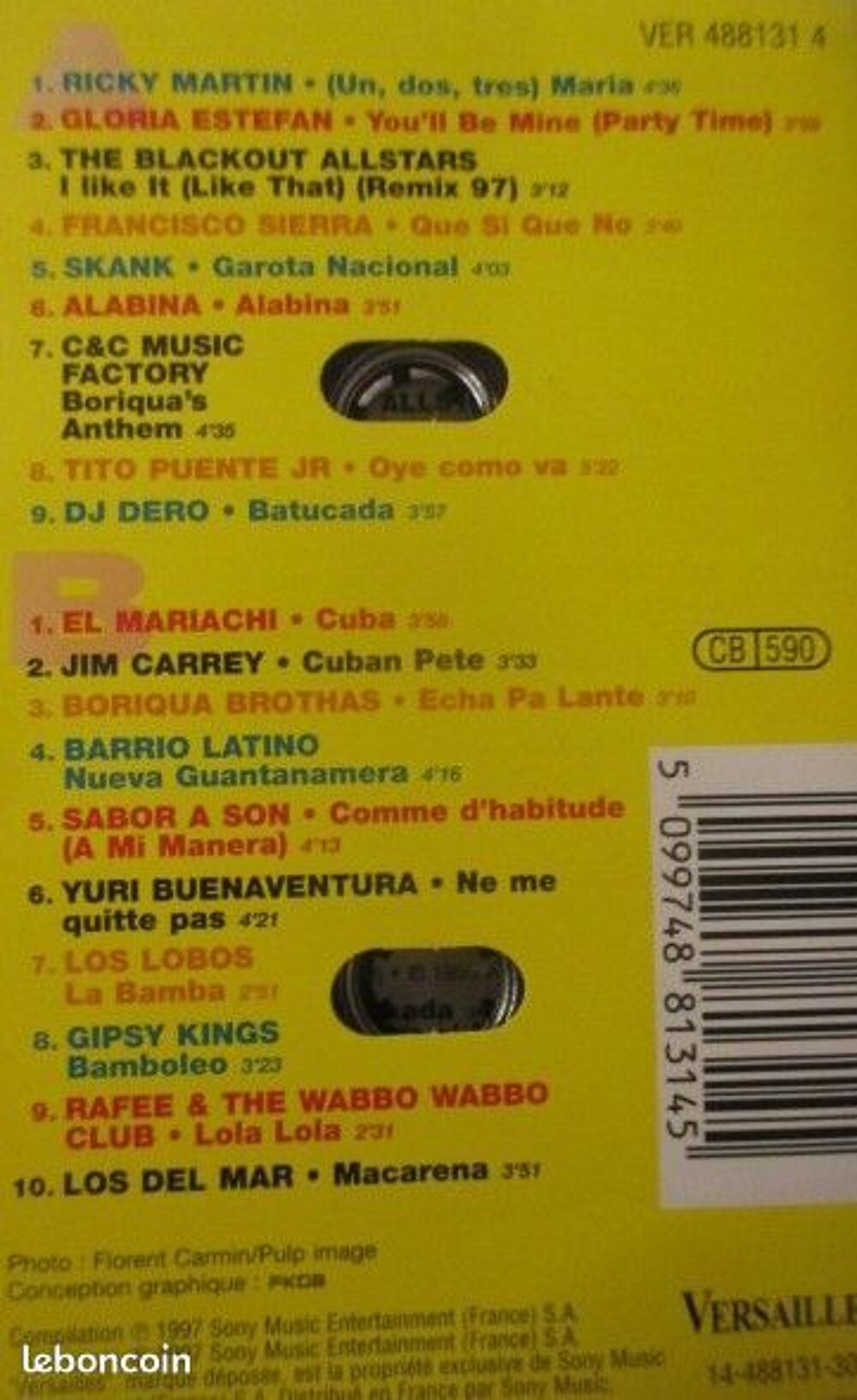 Cassette audio Latino Hits CD et vinyles